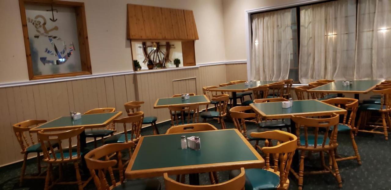 Quality Inn & Suites 1000 Islands Gananoque Εξωτερικό φωτογραφία