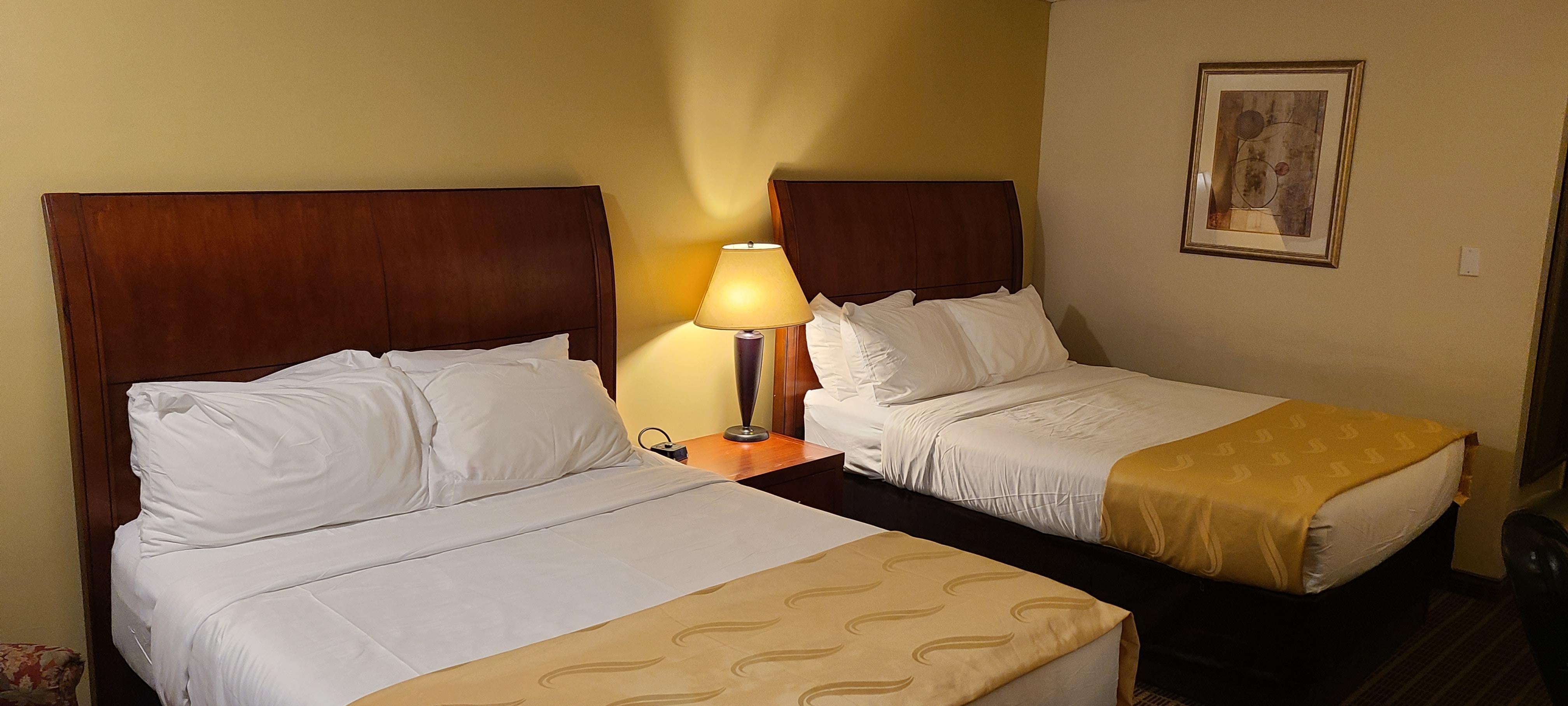 Quality Inn & Suites 1000 Islands Gananoque Εξωτερικό φωτογραφία